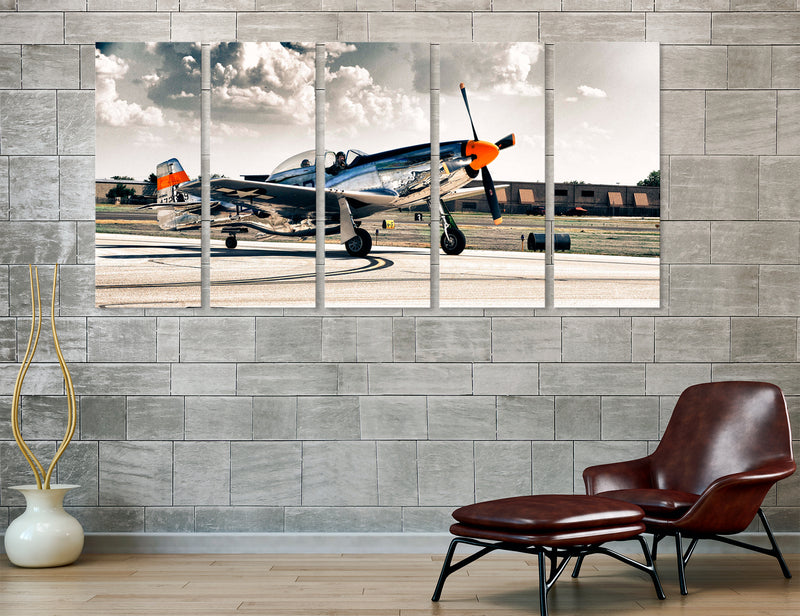 P51 Mustang Canvas Print