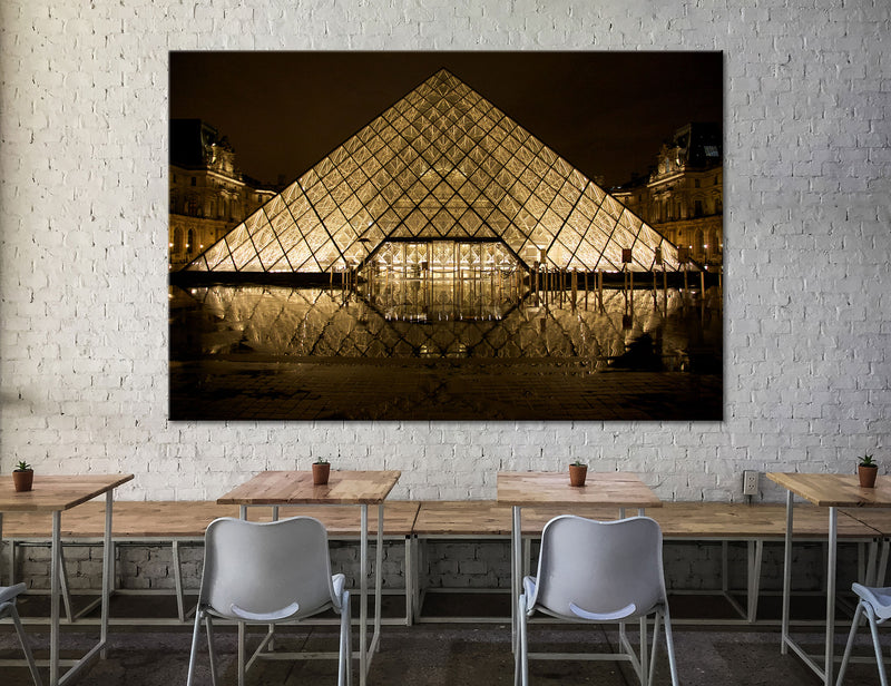 Louvre Museum Canvas Print #9200